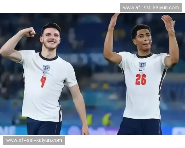 英格兰队首发：从球场到心脏的阵容密码